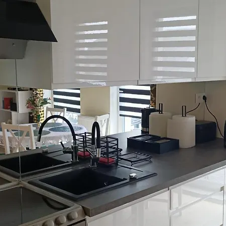 Апартаменты Karkonoski Szczyt Карпач